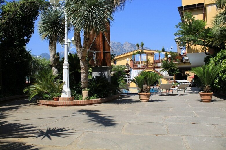 Hotel Villa Amalia Resort