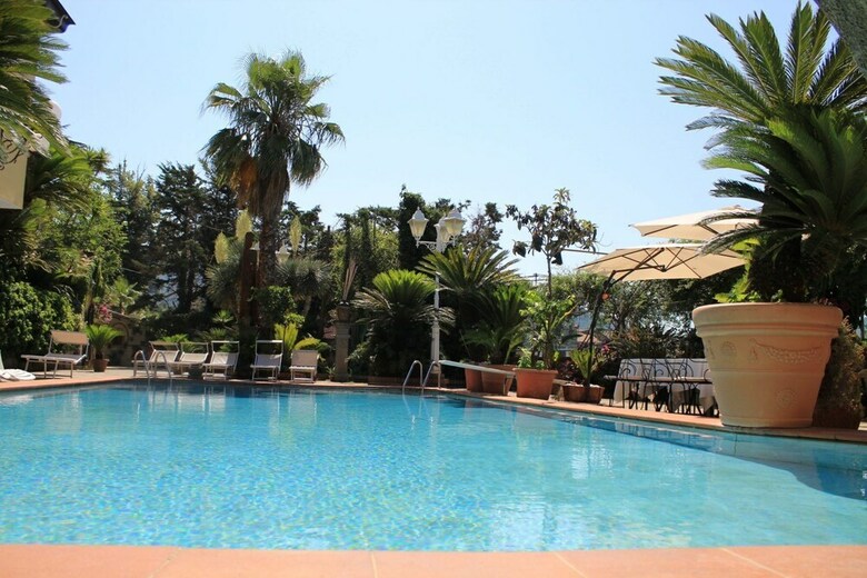 Hotel Villa Amalia Resort