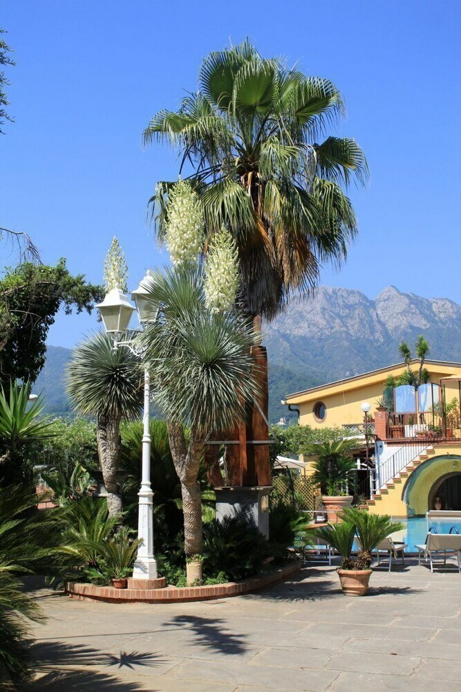 Hotel Villa Amalia Resort