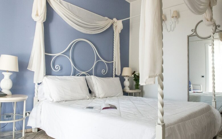 Hotel Mea - Aeolian Charme