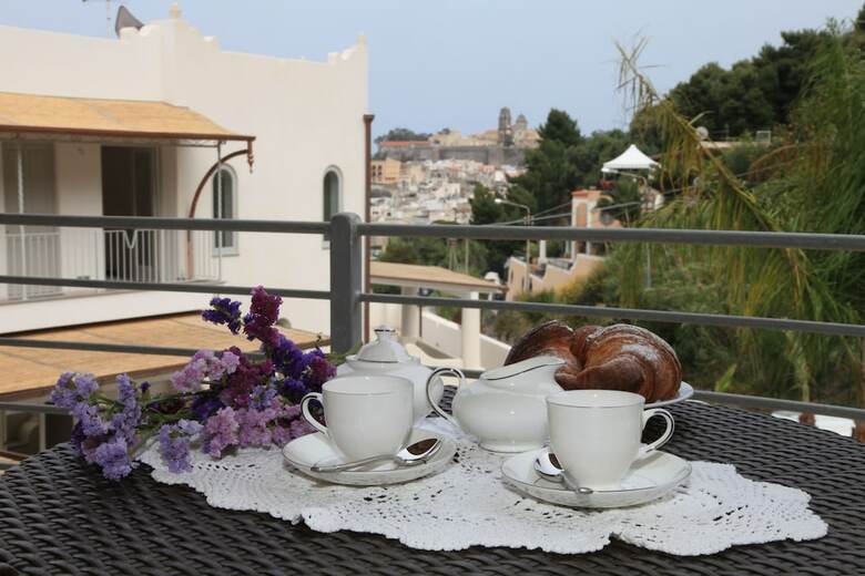 Hotel Mea - Aeolian Charme