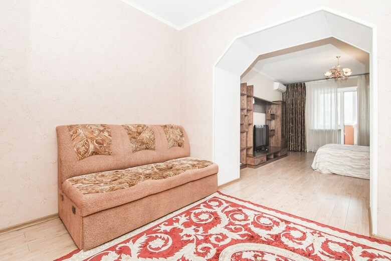 Apartment On Okeanskiy Pr. 135