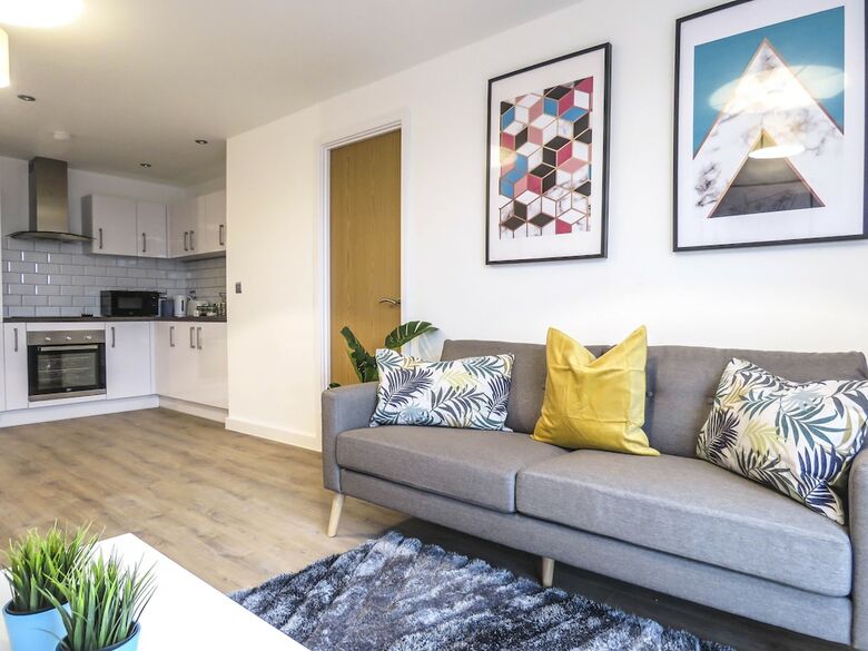 Apartamentos Tudors Esuites Birmingham Canalside With Gated Parking