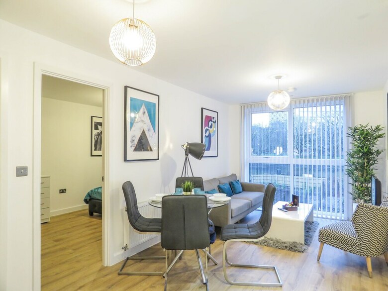 Apartamentos Tudors Esuites Birmingham Canalside With Gated Parking