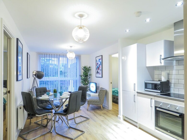 Apartamentos Tudors Esuites Birmingham Canalside With Gated Parking