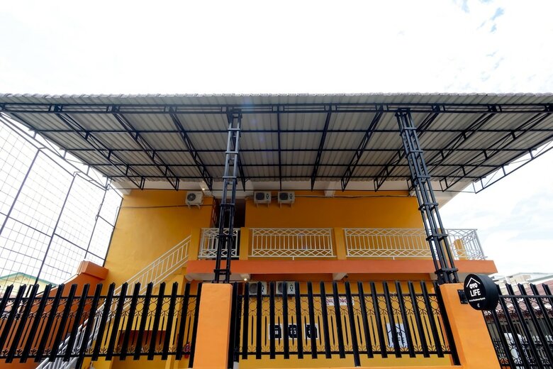 Hotel Oyo 2158 Arista Residence Syariah