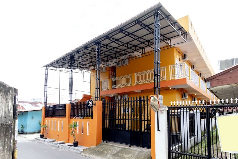 Hotel Oyo 2158 Arista Residence Syariah
