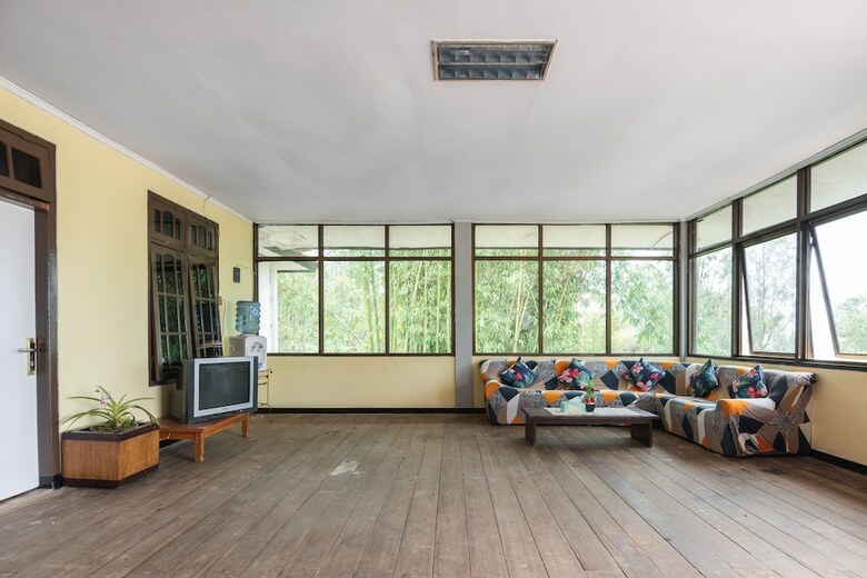 Hotel Oyo 1852 Intan Bromo Homestay