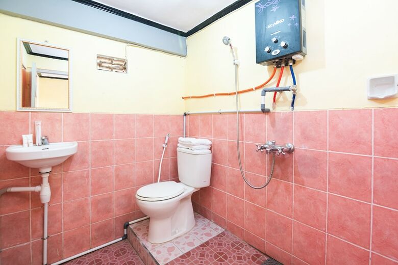 Hotel Oyo 1852 Intan Bromo Homestay