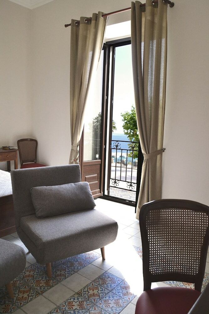 Bed & Breakfast Agor� Panoramic Rooms