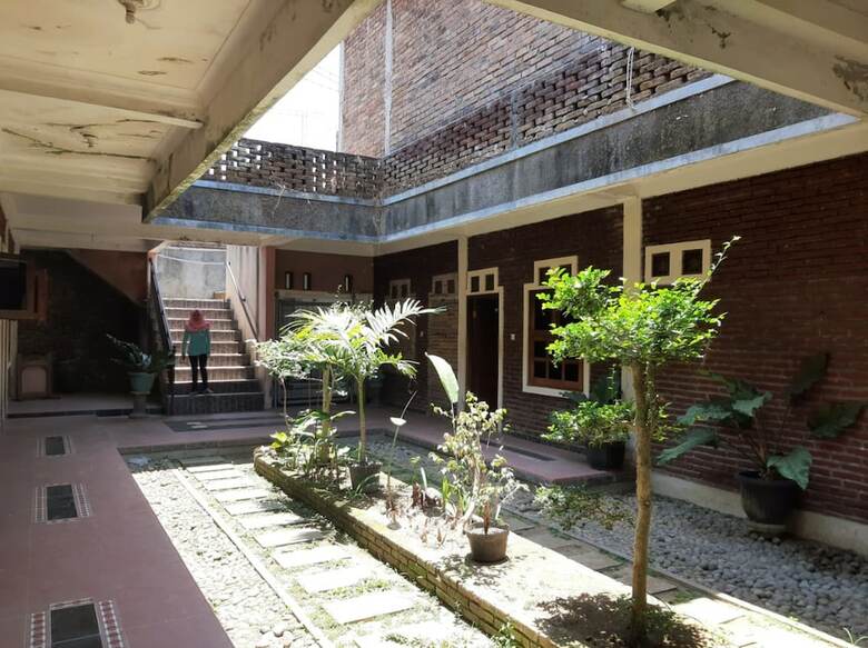 Hotel Oyo 2074 Joglo Homestay