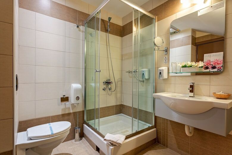 Hotel Tami Residence