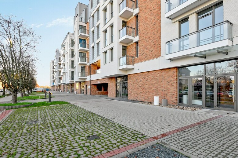 Blue Mandarin Apartments - Garden Gates