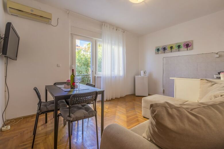 Apartments Kiki