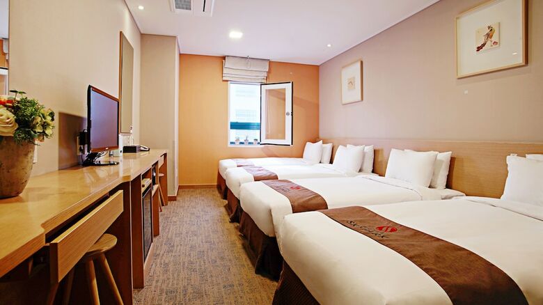 Hotel Skypark Myeongdong III