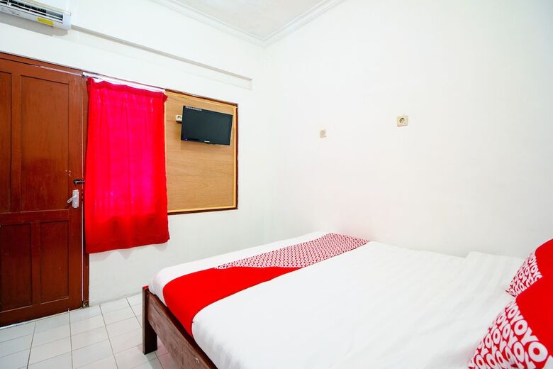 Hotel Oyo 1788 House 24