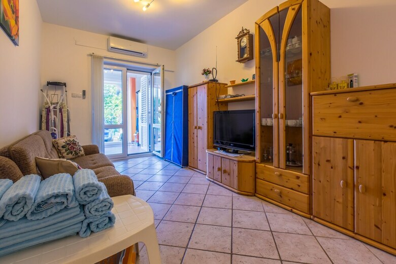 Apartment Mirjana