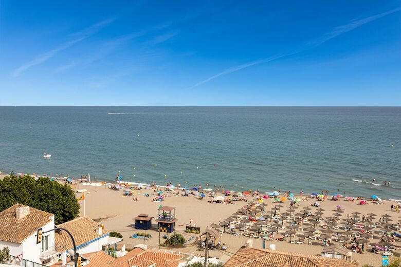 Apartamentos Apt - 100% Sea View 2 Min Walking To The Beach
