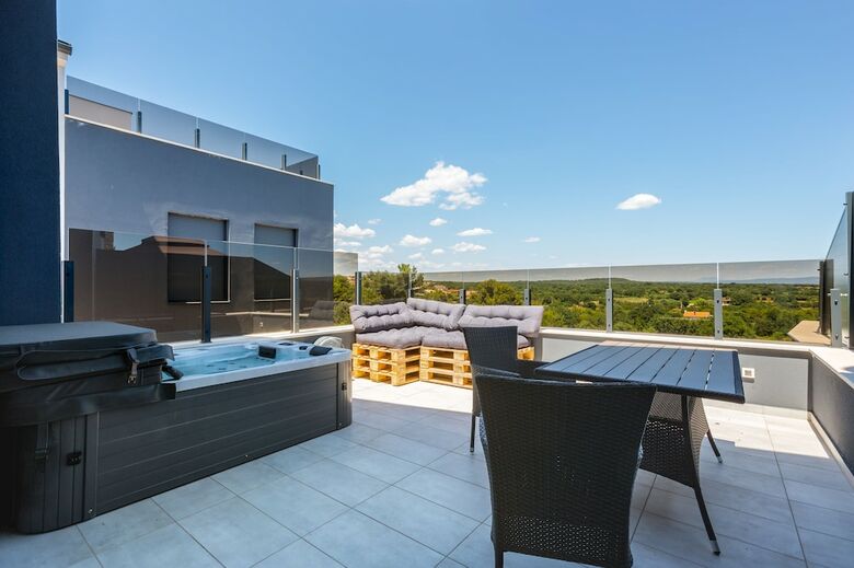 Apartamentos Seaside Villa & Spa