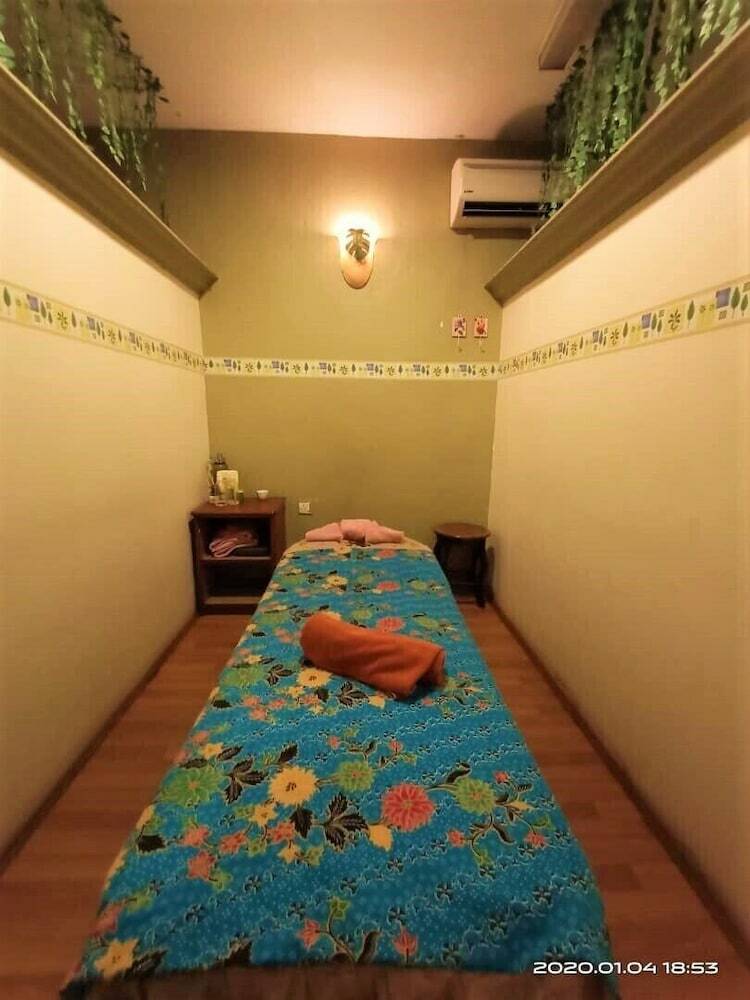 Maya Hotel