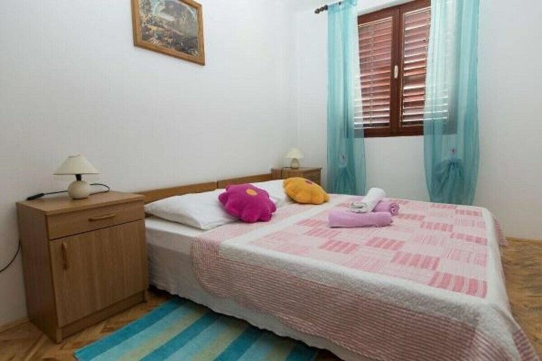 Apartments Ivan