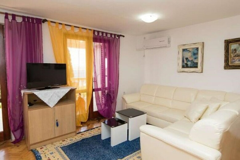Apartments Ivan