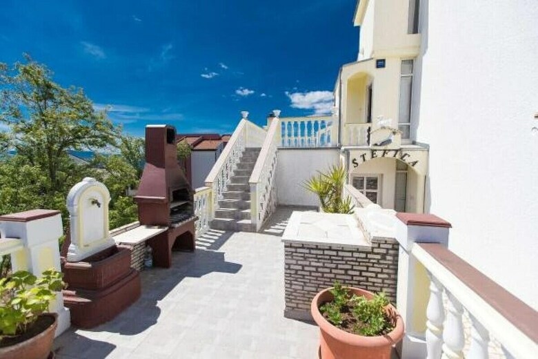 Apartments Ivan