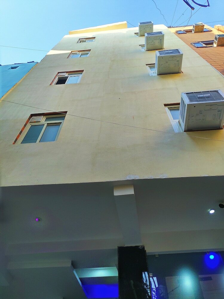 Hotel Kishore Da Inn
