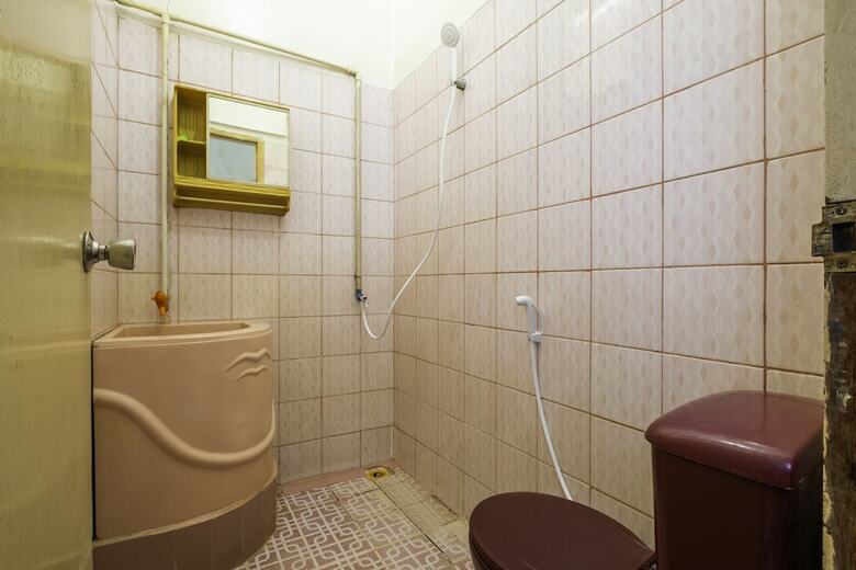 Hostal Spot On 1896 Hotel Mahkota Pantai