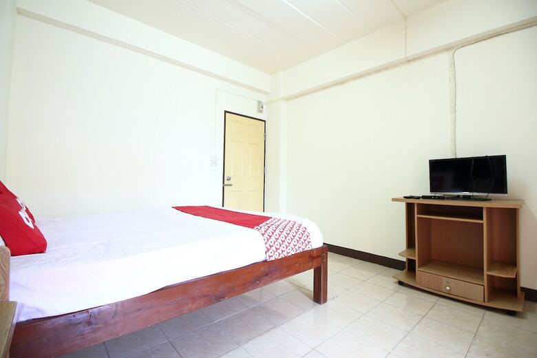 Hotel Oyo 689 Baan Yuyuen