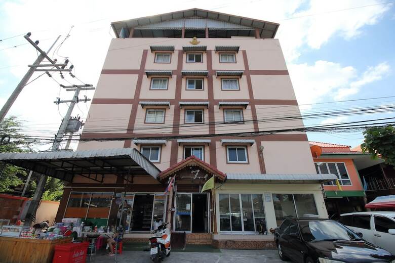 Hotel Oyo 689 Baan Yuyuen