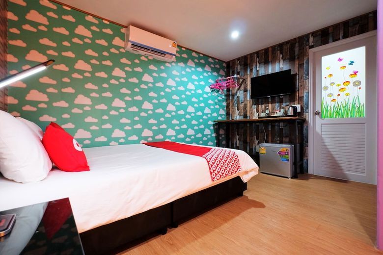 Hostal Oyo 503 Phuket Numnoi