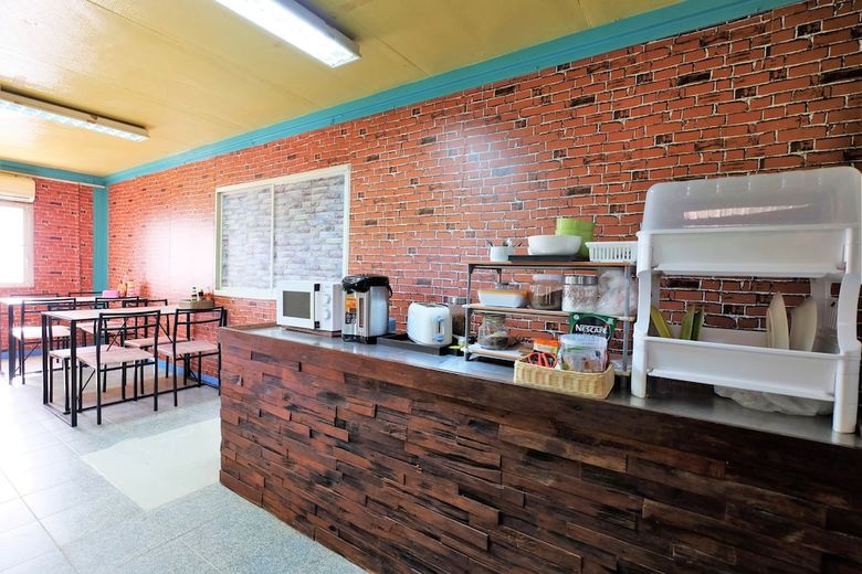 Hostal Oyo 503 Phuket Numnoi