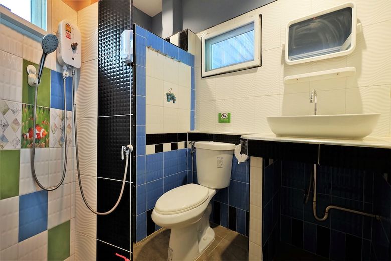 Hostal Oyo 503 Phuket Numnoi