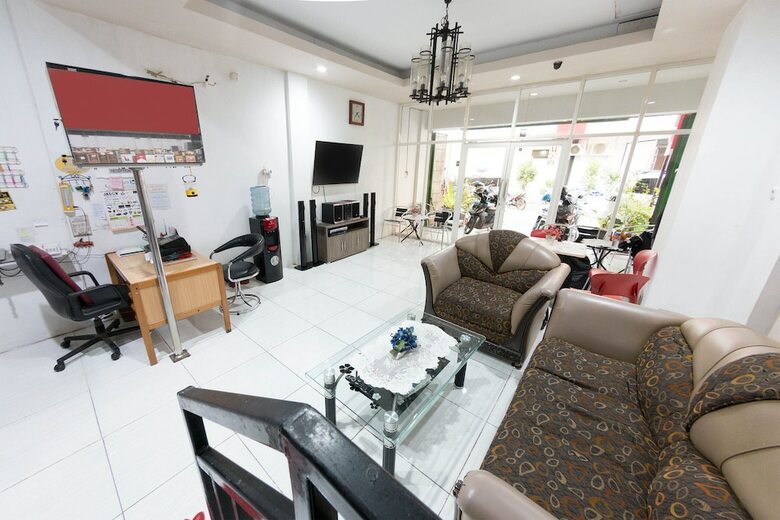 Hotel Oyo 2087 Jaya Homestay