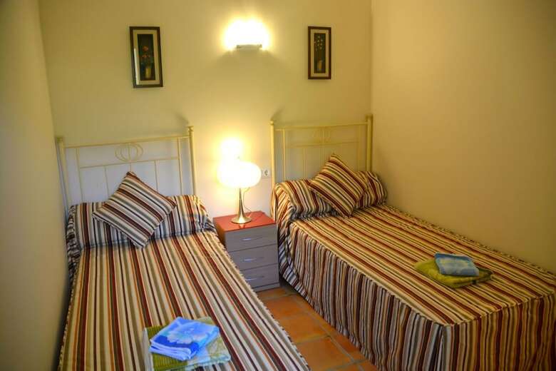 Apartamentos Albenimar Sierra Cortina