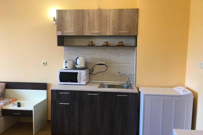 Apartment In Chateau Del Marina Apart Complex