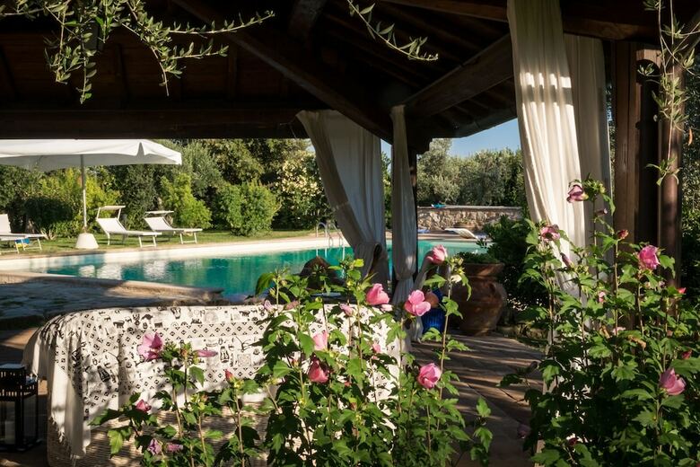 Villa Degli Ulivi