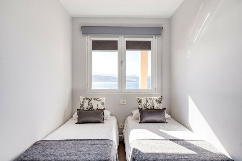 Bright Beachfront Apartment
