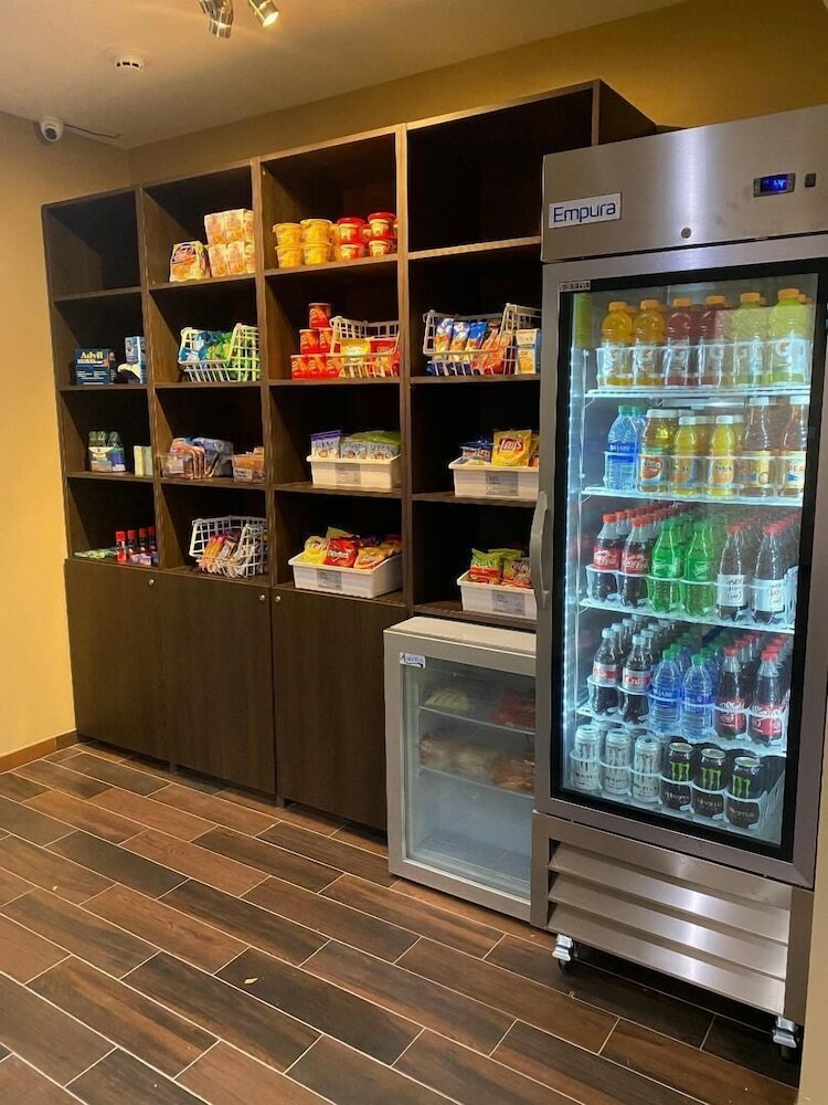 Hotel Comfort Suites