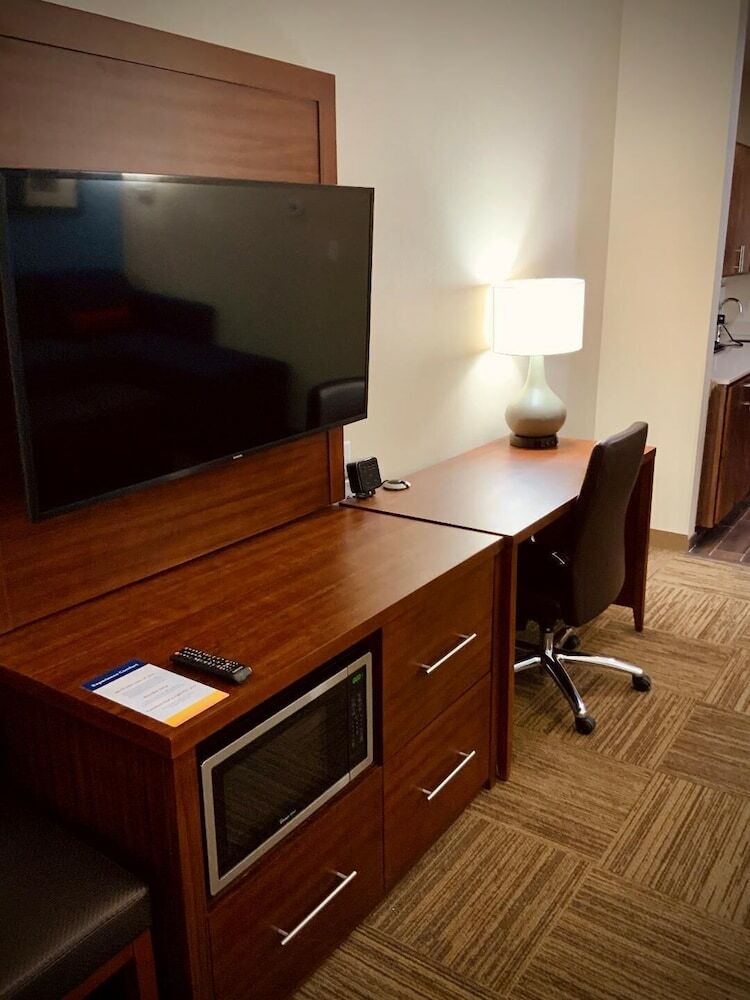 Hotel Comfort Suites