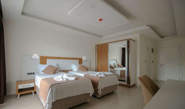 Green Garden House Hotel