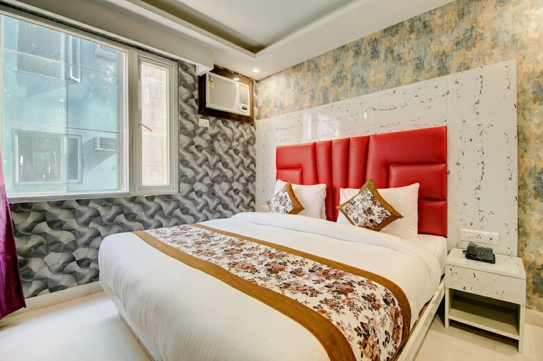 Hotel Smart Signature