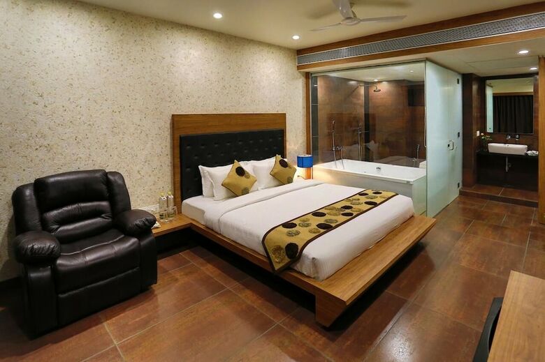 Hotel Grand Kailash
