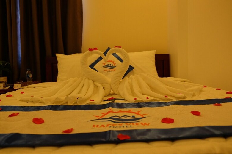 Happy View Hotel