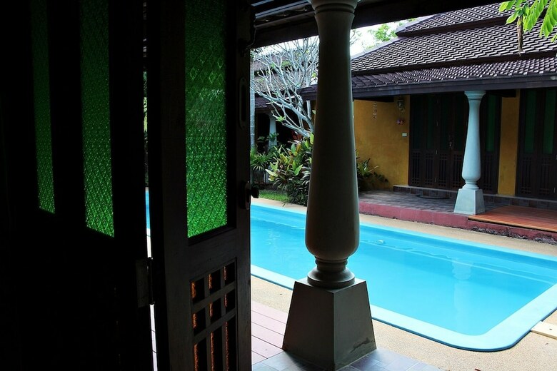 Hotel Excellence Villas & Hostel