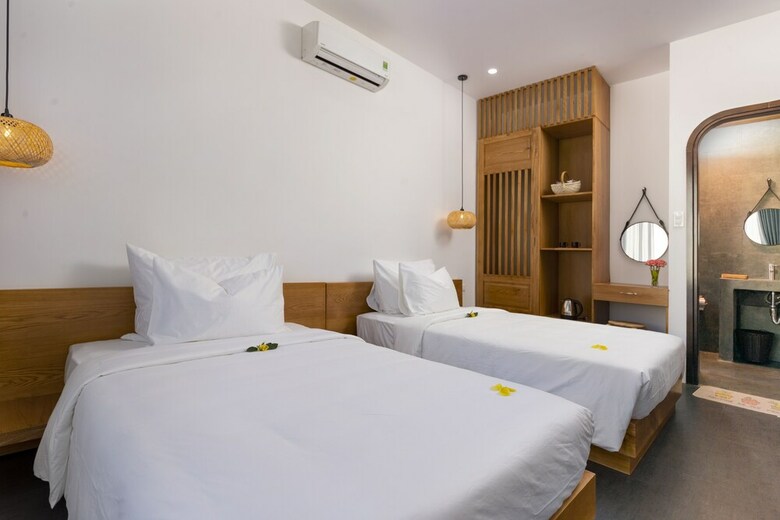 Hotel The 1993 Homestay