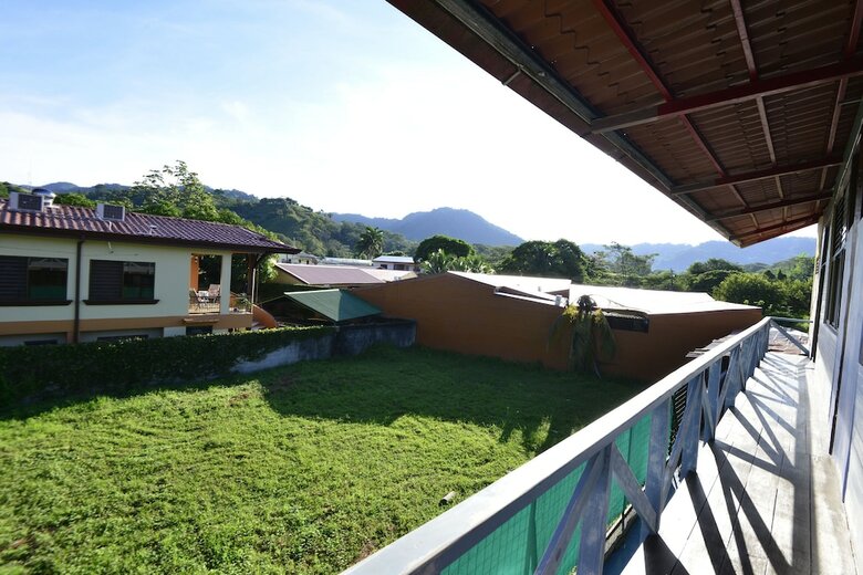 Hostal La Casona Lodge