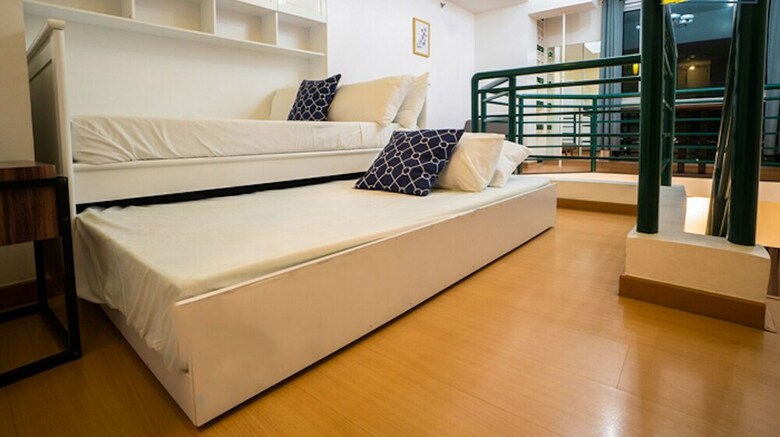 Avant Bgc Apartment By Central Flats