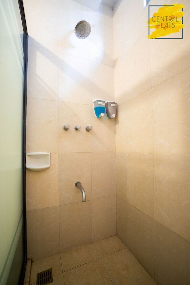 Avant Bgc Apartment By Central Flats